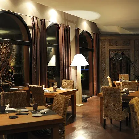 Restaurant Disini Montpellier Est, The Originals Relais 4* Castries