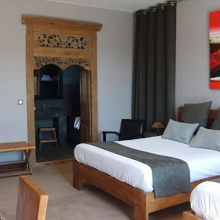 Restaurant Disini Montpellier Est, The Originals Relais 卡斯特里