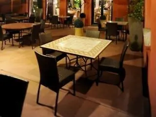 Restaurant Disini Montpellier Est, The Originals Relais 4*