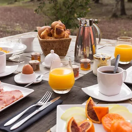 Disini Montpellier Est, The Originals Relais Hotel Castries