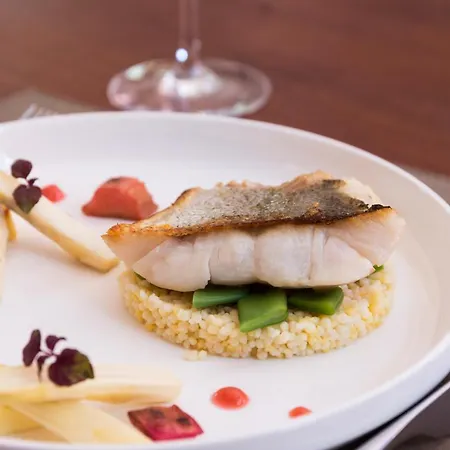 Hotel Restaurant Disini Montpellier Est, The Originals Relais 4*
